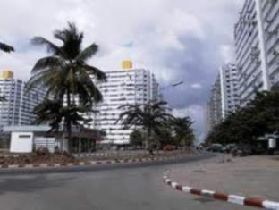Impact Challenger Muang Thong Thani Service Apartment Бангкок Экстерьер фото