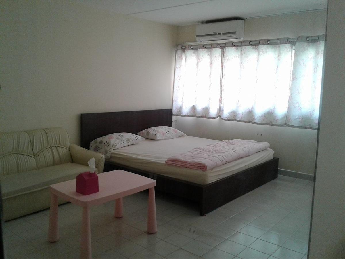 Impact Challenger Muang Thong Thani Service Apartment Бангкок Экстерьер фото
